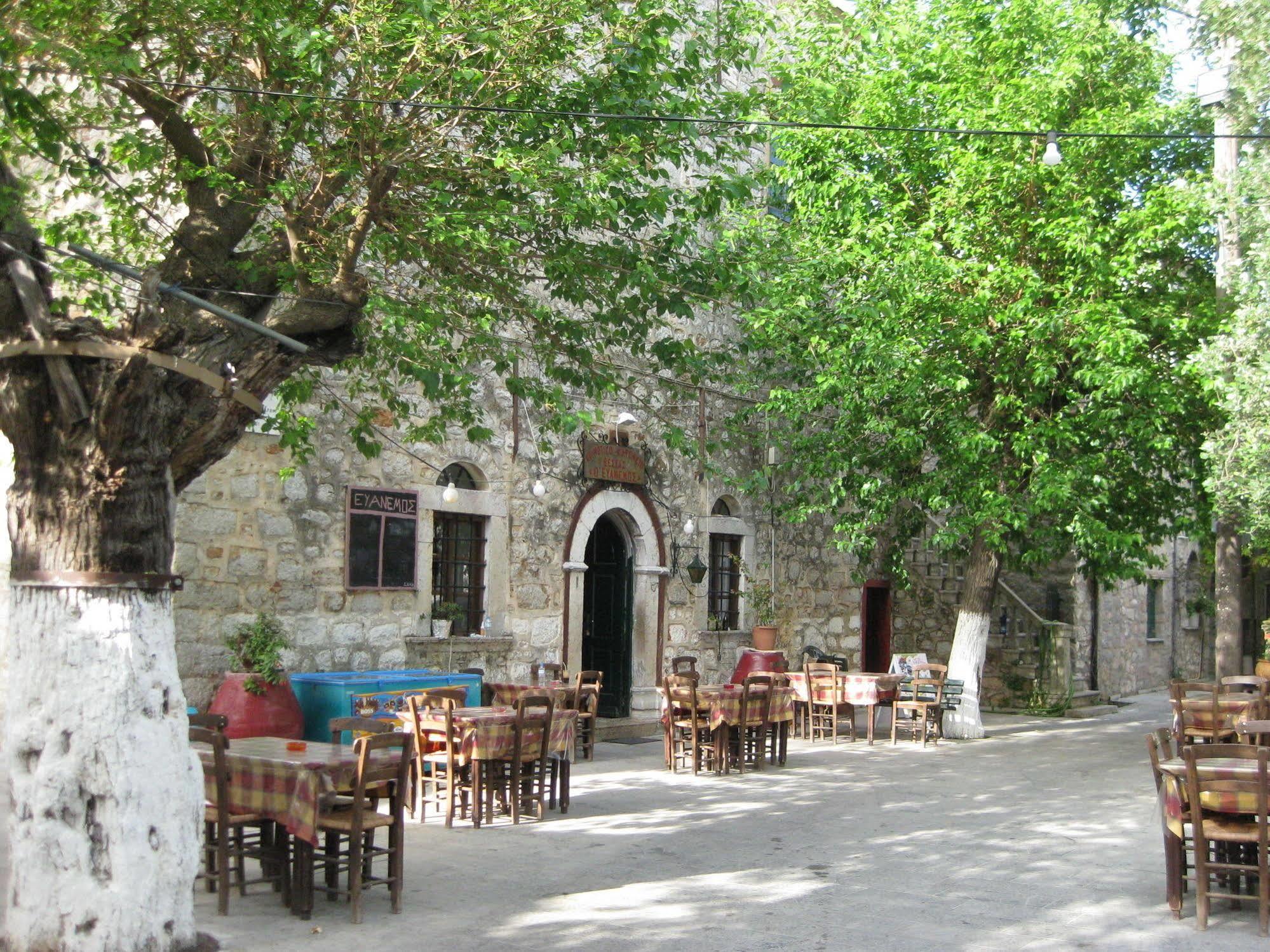 Traditional Hotel Ianthe Véssa المظهر الخارجي الصورة